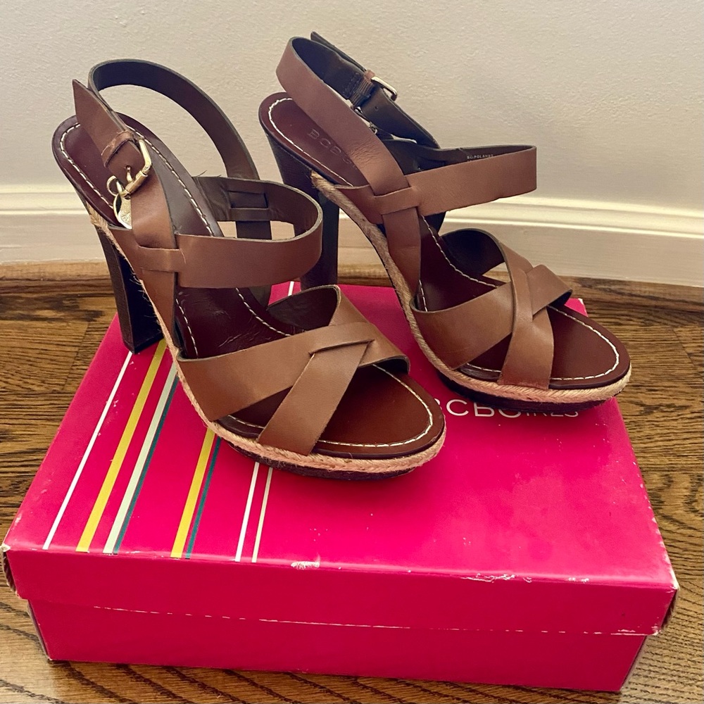 BCBGirls Brown “Poland” Platform Strappy Dress Heels Sandals sz 9